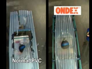 Foto Falltestvergleich Standrad-PVC-Platte und ONDEX HR Lichtplatte
